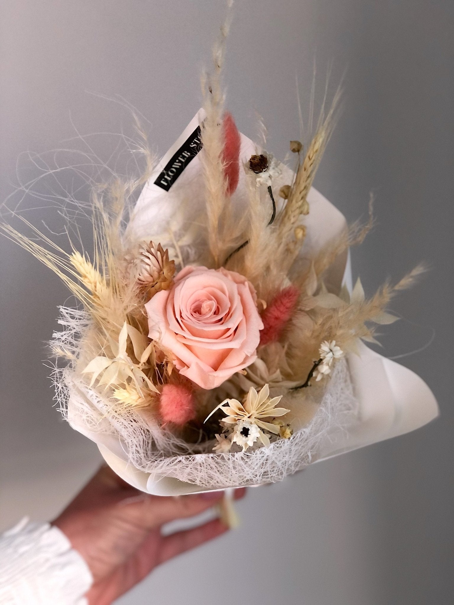 Bukiecik „Sweet and Small” - kwiaty Flower Store Warszawa