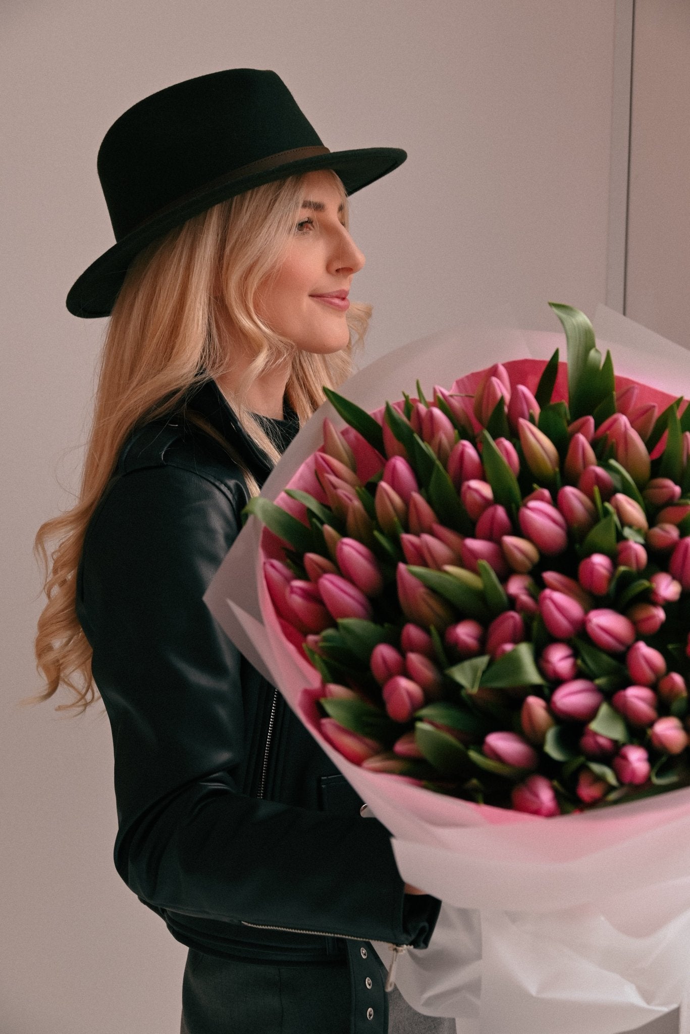 Bukiet 100 Różowych Tulipanów - kwiaty Flower Store Warszawa