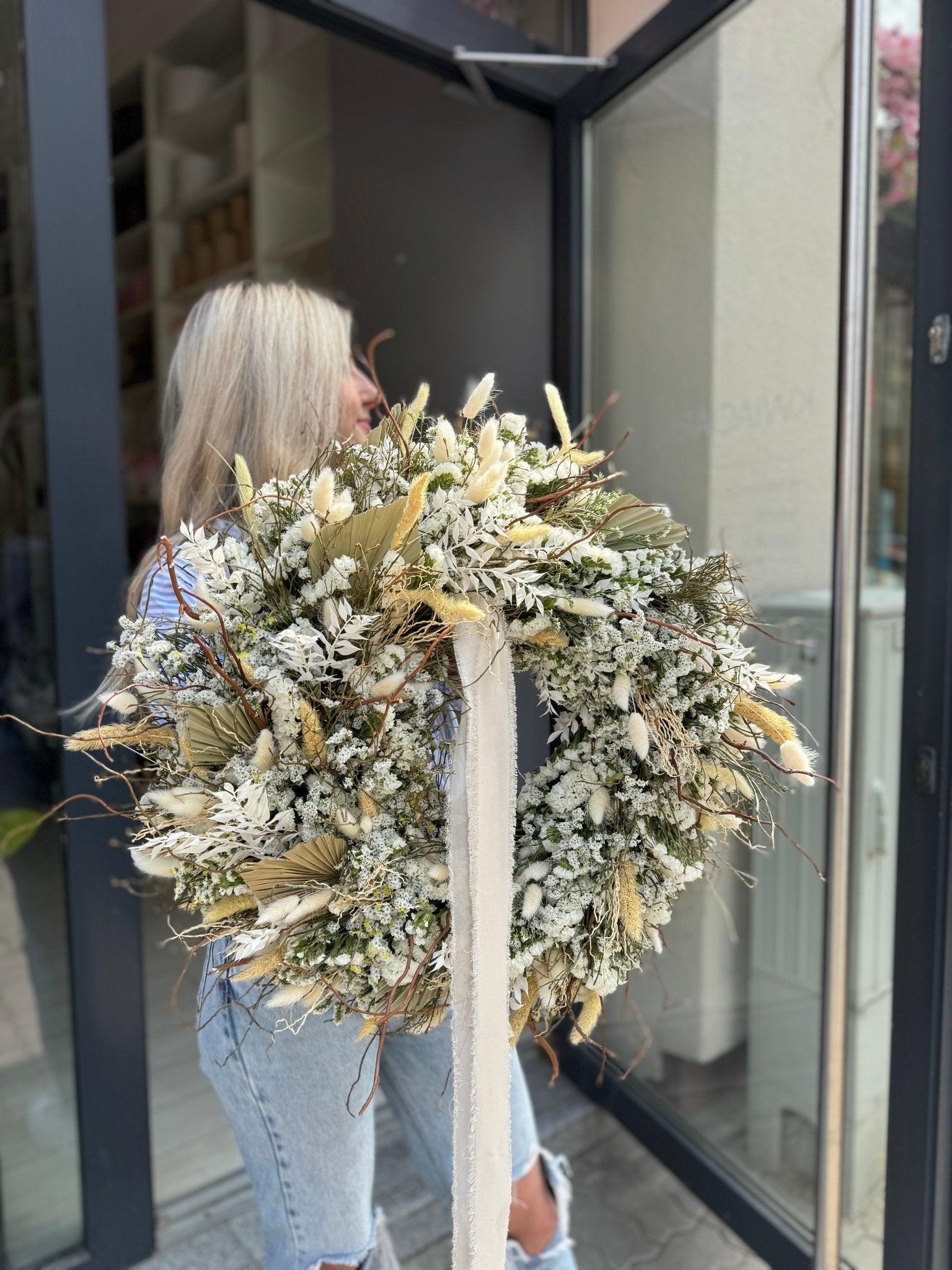 Wianek na drzwi Limonium z Naturalnymi Wstążkami - kwiaty Flower Store Warszawa